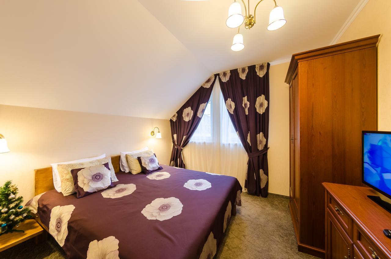 Gallery Of Mountains Holiday Home Yasinia Ruang foto
